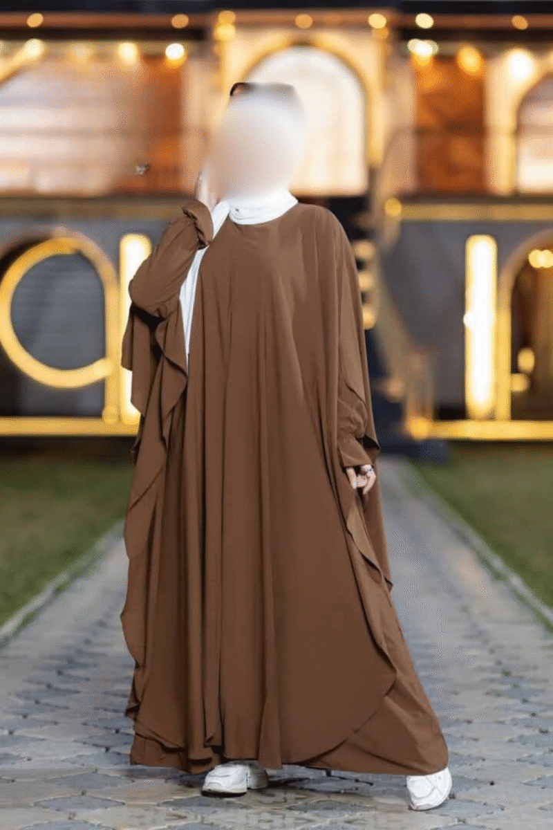 ادناء فراشه